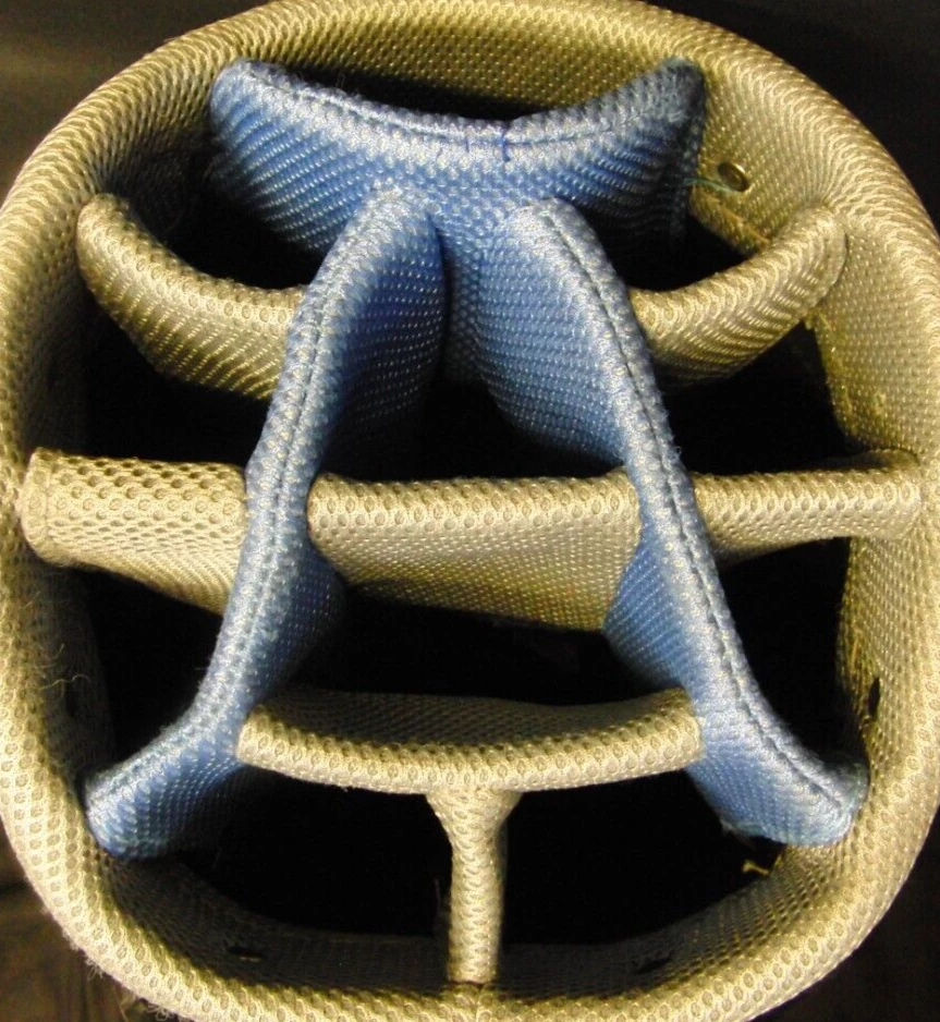 11 Division Motocaddy Trolley Cart Premium Golf Clubs Bag 7 11 Division Motocaddy Trolley Cart Premium Golf Clubs Bag - Image 5