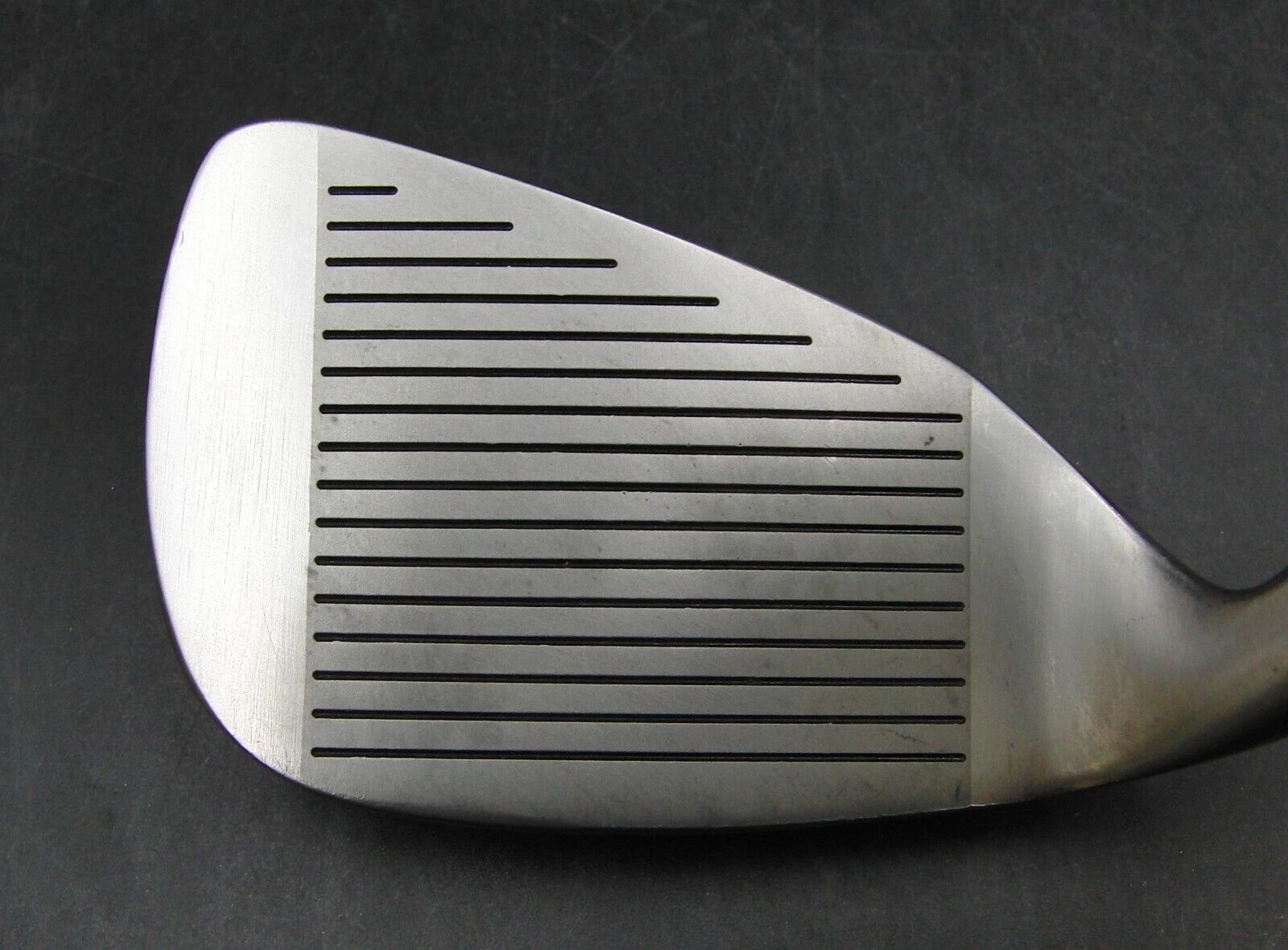 Bridgestone Custom SX-1 P/S Gap Wedge Regular Graphite Shaft Bridgestone Grip 4 Bridgestone Custom SX-1 P/S Gap Wedge Regular Graphite Shaft Bridgestone Grip - Image 2
