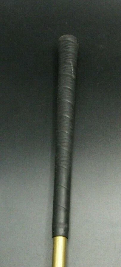 Japanese Tsuruya Axel Gold A Wedge Regular Flex Graphite Shaft Tsuruya Grip 6 Japanese Tsuruya Axel Gold A Wedge Regular Flex Graphite Shaft Tsuruya Grip - Image 4