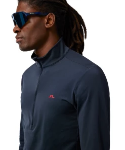 J.Lindeberg Luke 1/2-Zip Golf Mid Layer AMJS06731 10 J.Lindeberg Luke 1/2-Zip Golf Mid Layer AMJS06731 -Mens Sales Store AMJS06731 6855 006 Web 150dpi PhotoRoom