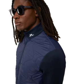 J.Lindeberg Quilted Hybrid Golf Jacket AMOW07063 -Mens Sales Store AMOW07063 6855 006 Web 150dpi PhotoRoom