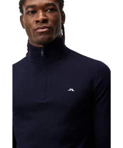 J.Lindeberg Kian 2.0 Tour Merino 1/2 Zip Golf Sweater GMKW06357 -Mens Sales Store GMKW06357 6855 006 Web 150dpi PhotoRoom
