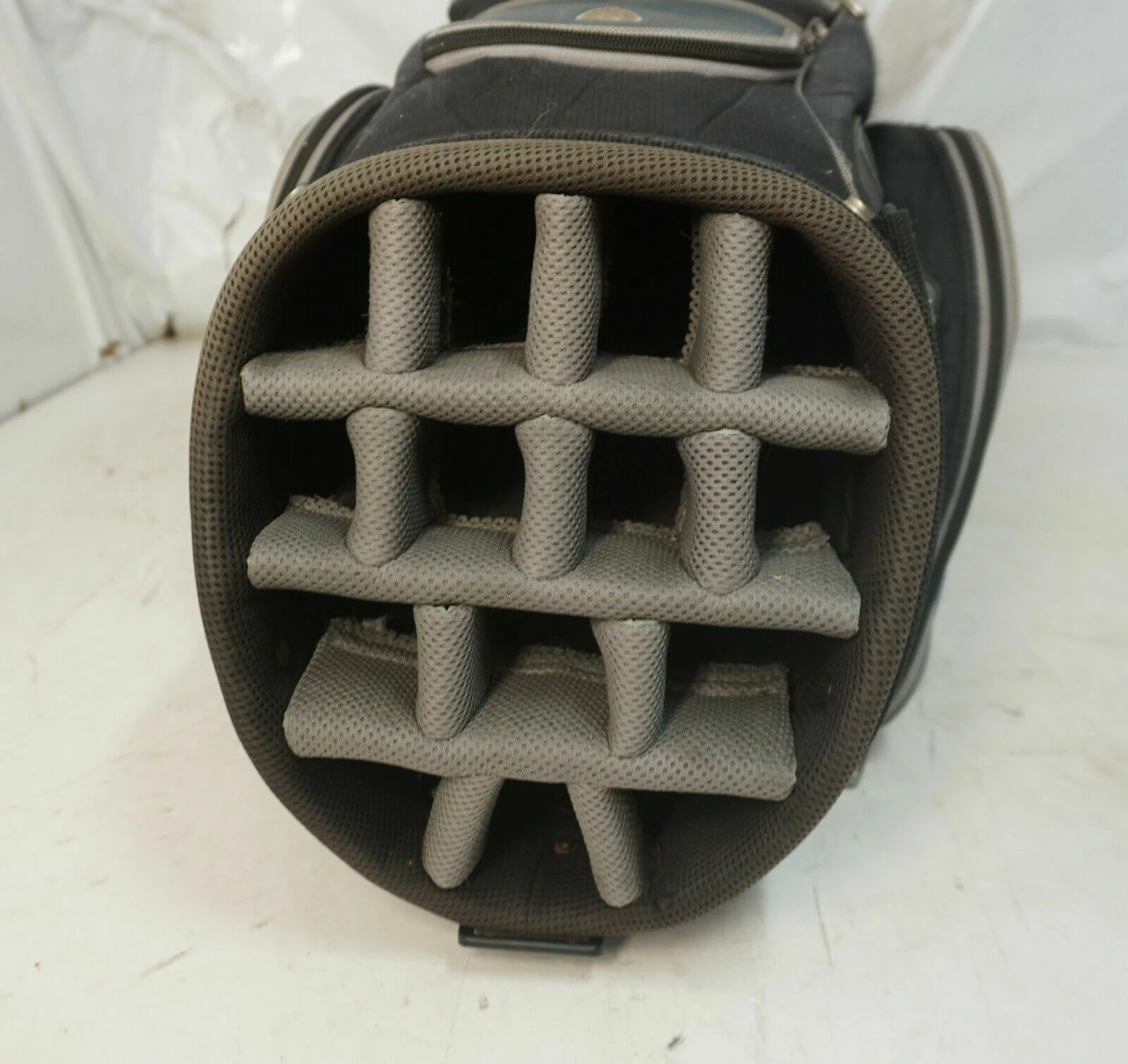 Lincs_golf 14 Division Large Capacity Nike Tour Trolley Cart Golf Bag 7 Lincs_golf 14 Division Large Capacity Nike Tour Trolley Cart Golf Bag - Image 5